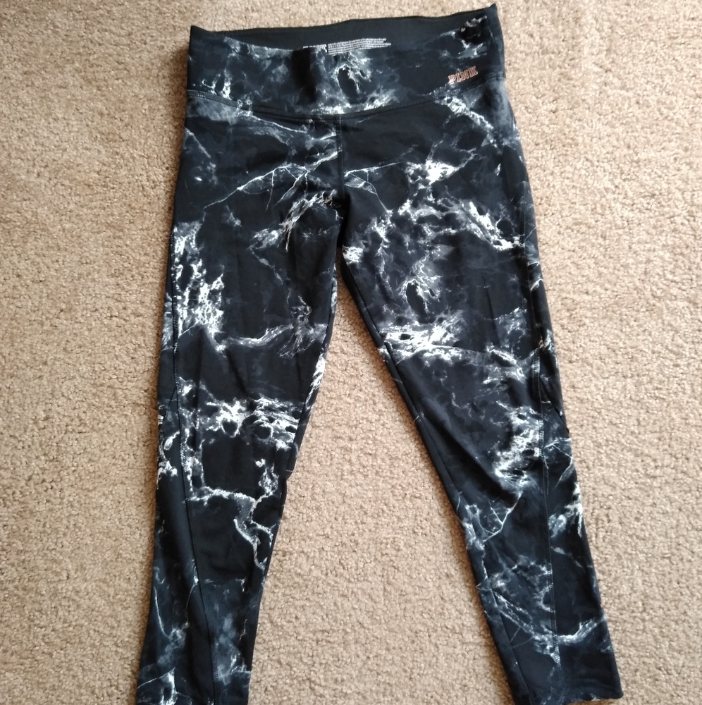 SOLD!!!!! VS Pink marble crop ankle leggings